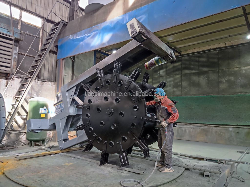 1200-3000mm Radart Sojabohnenrückstand / Maisstöcke Kompostierung Turner-Maschine