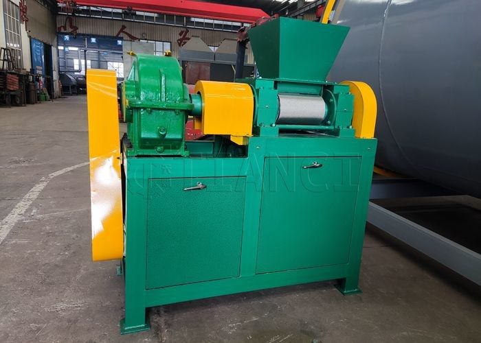 Rollergranulierende NPK Düngemittelgranulator für Trockenpulver in flacher oder unregelmäßiger Form