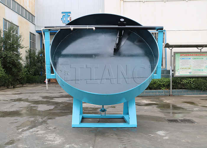 Organischer Düngemittelgranulator für Hühnerdüngerpulver mit einer Größe von 2-8 mm