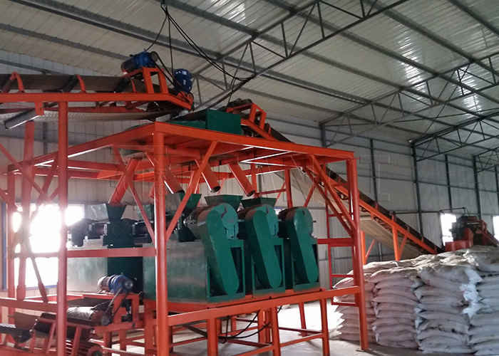 Produktionslinie für Düngergranulation Ammoniumchlorid Dünger Doppelwalzpresse Granulator Produktionslinie