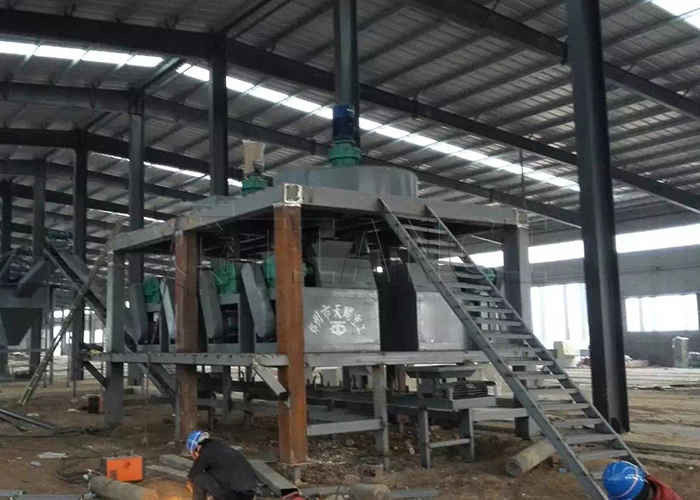 Maschine für Doppelroller-Granulatoren Hühnermüll-Produktionslinie für organische Düngemittel Npk-Granulator