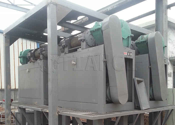 Produktionslinie für Düngergranulation Ammoniumchlorid Dünger Doppelwalzpresse Granulator Produktionslinie