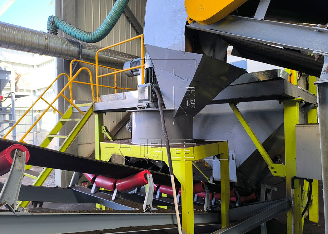 Sludge Treatment Drum Granulator Production Line Industrial Sewage Sludge Raw Material Granulating Machine