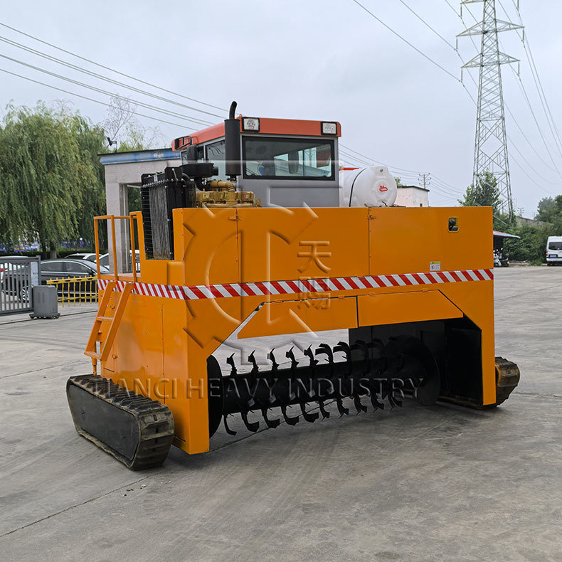 Herstellerwerk Raupen-Kompostwender für organische Düngerfermentation