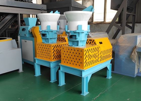 Geräte zur Herstellung von Hühnerdünger, Granulatdünger, Flachfolien-Extrusionsgranulator